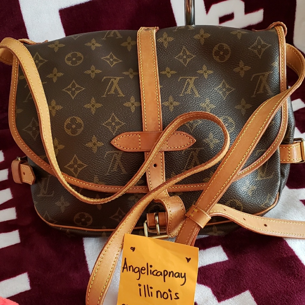 Louis Vuitton  *Monogram saumur 30*